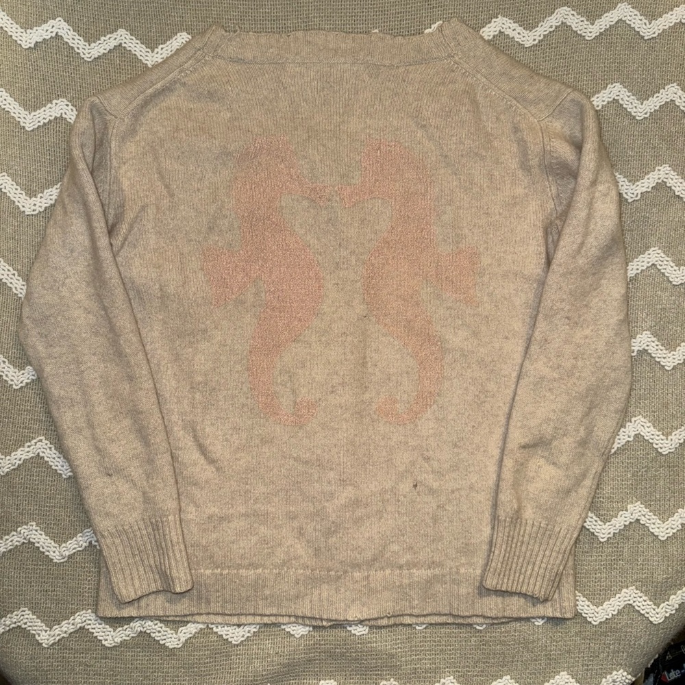 Seaton cashmere Beige Sweater with Seahorse Design
